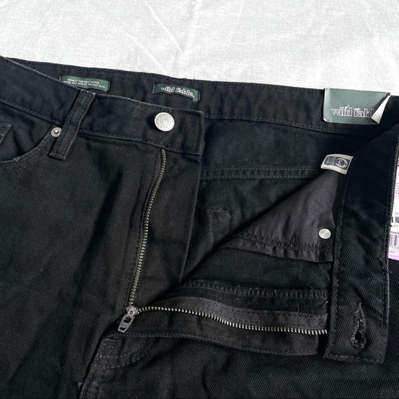 Wild Fable Highest-Rise Mom Jean Rolled Cuff Shorts - 14 - Picture 3 of 9